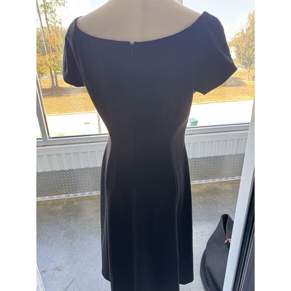5 for $17 White House Black Market Women’s Black Dress Size 6 Fit & Flare - Picture 4 of 7